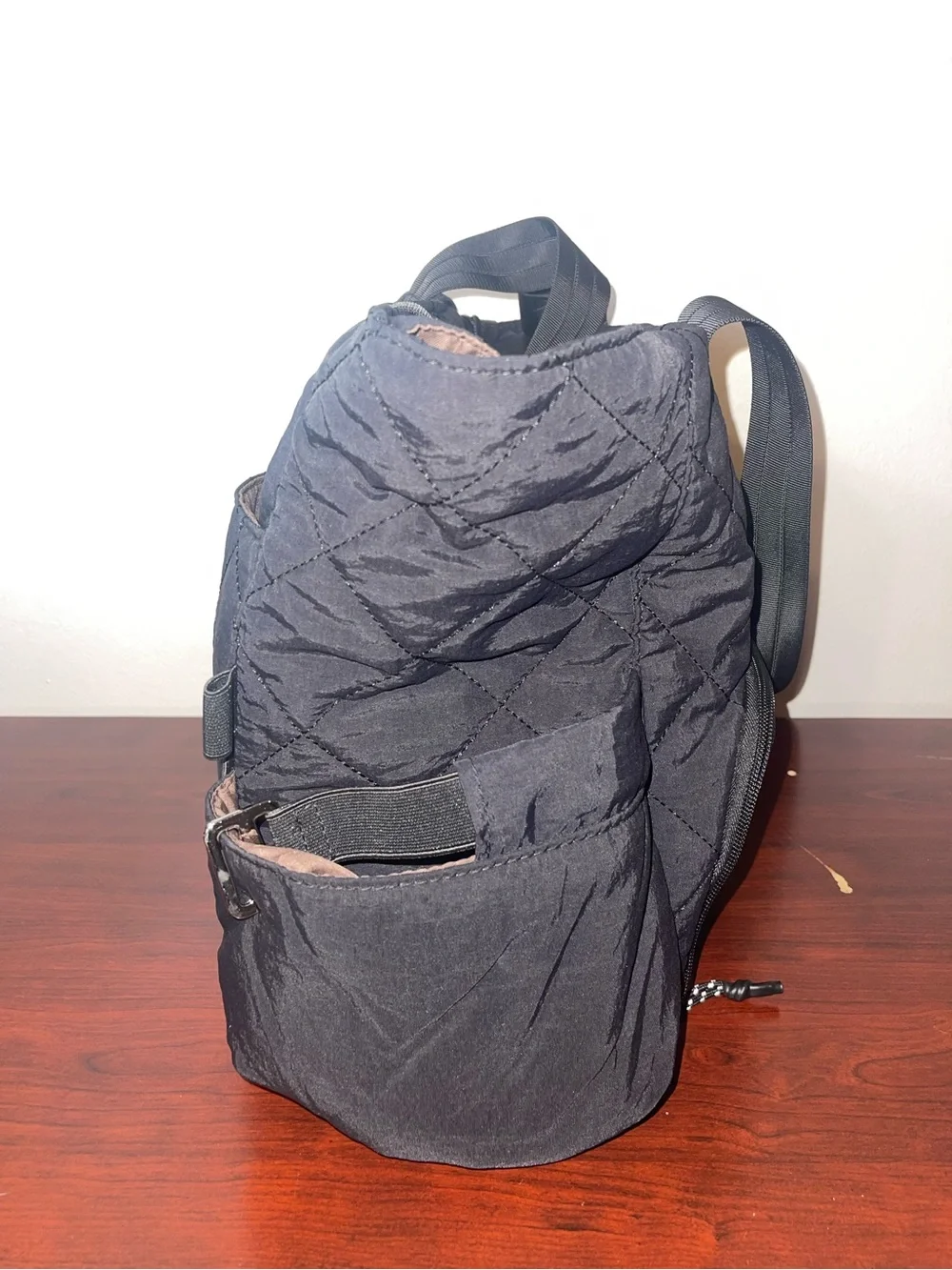 Bagstellar Black Quilted Laptop Tote Interior